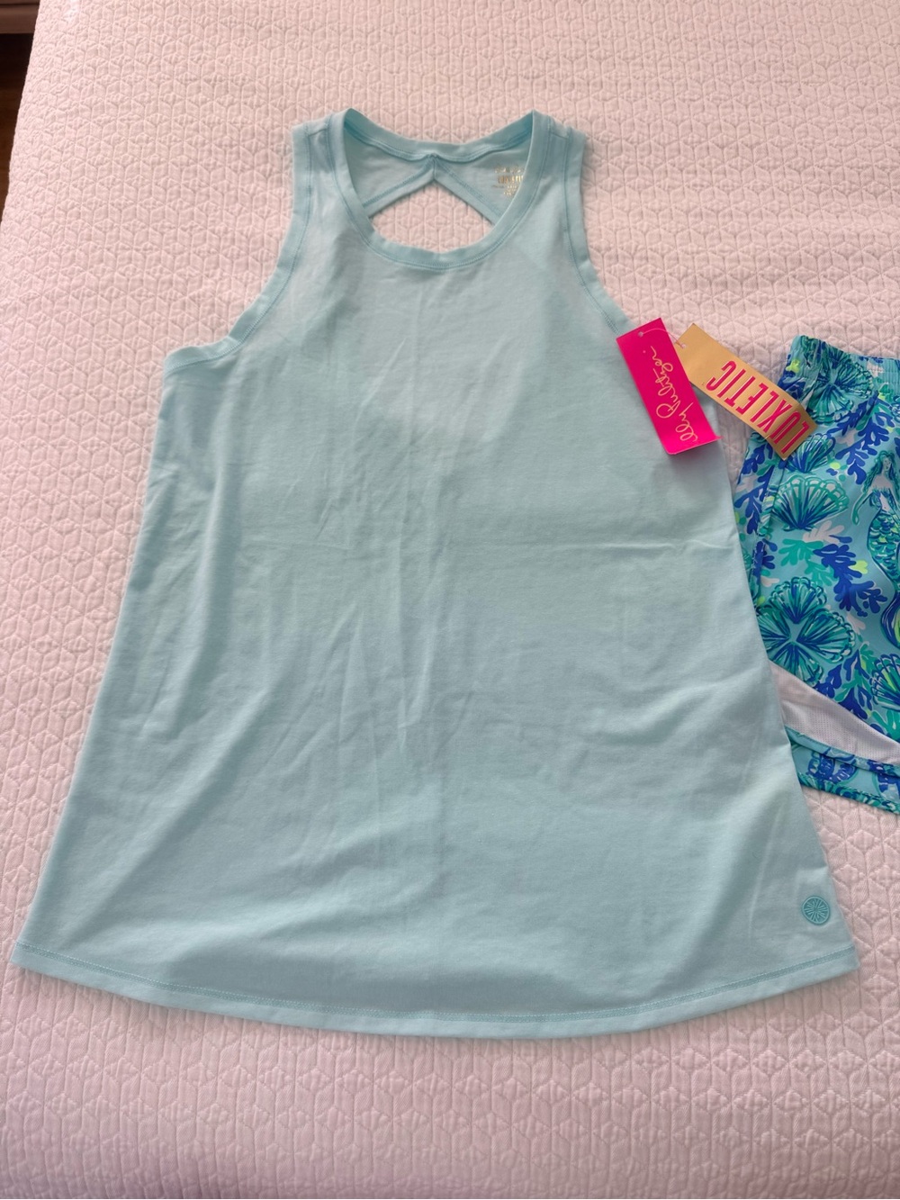 S- Lilly Pulitzer Seafoam Racerback Tank and M- Ocean Trail Shorts - Picture 2 of 12